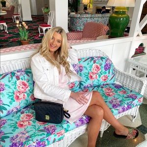 Meet your Posher, Hannah